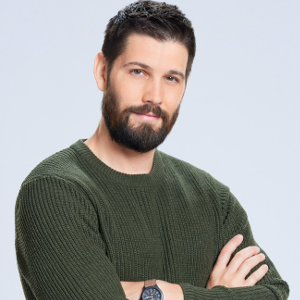 celebrity Casey Deidrick